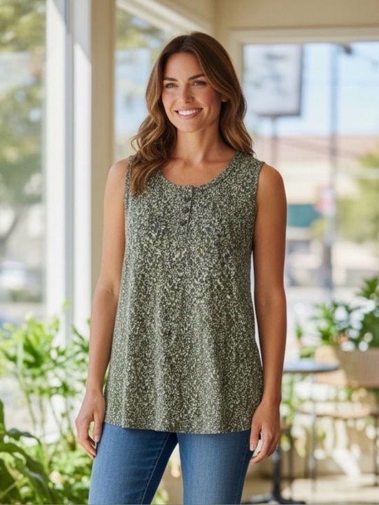 Liz Claiborne Tops - Liz Claiborne Printed Sleeveless Top